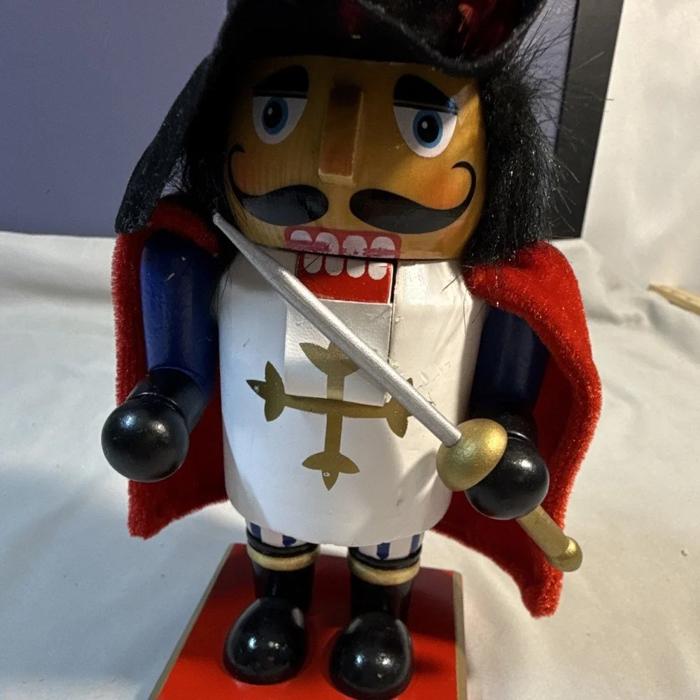 World Market 2013 Wooden Christmas Nutcracker Soldier Musketeer Sword Cape 7
